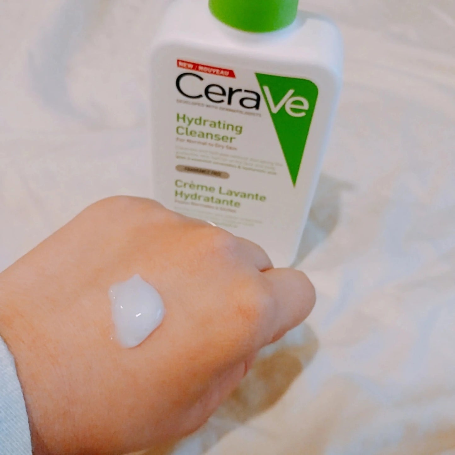 CeraVe Hydrating Cleanser 236ML