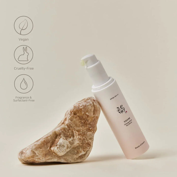 Bottle and box side view for illumination of packaging